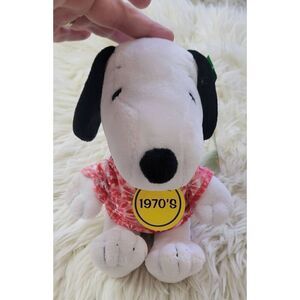 Snoopy Dan Dee  Peanuts Celebrating 60 Years 1970's with tags 8" Plush New Tags